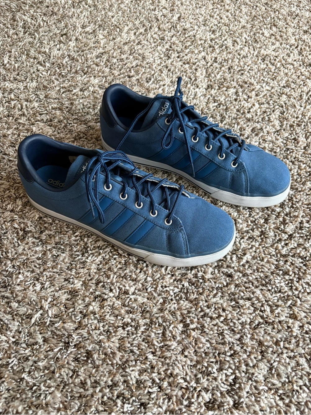 Adidas Men's Navy Low-Top Casual Sneakers